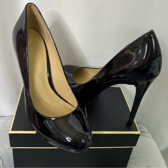 Brian Atwood 💯 Authentic. - Picture 1 of 6